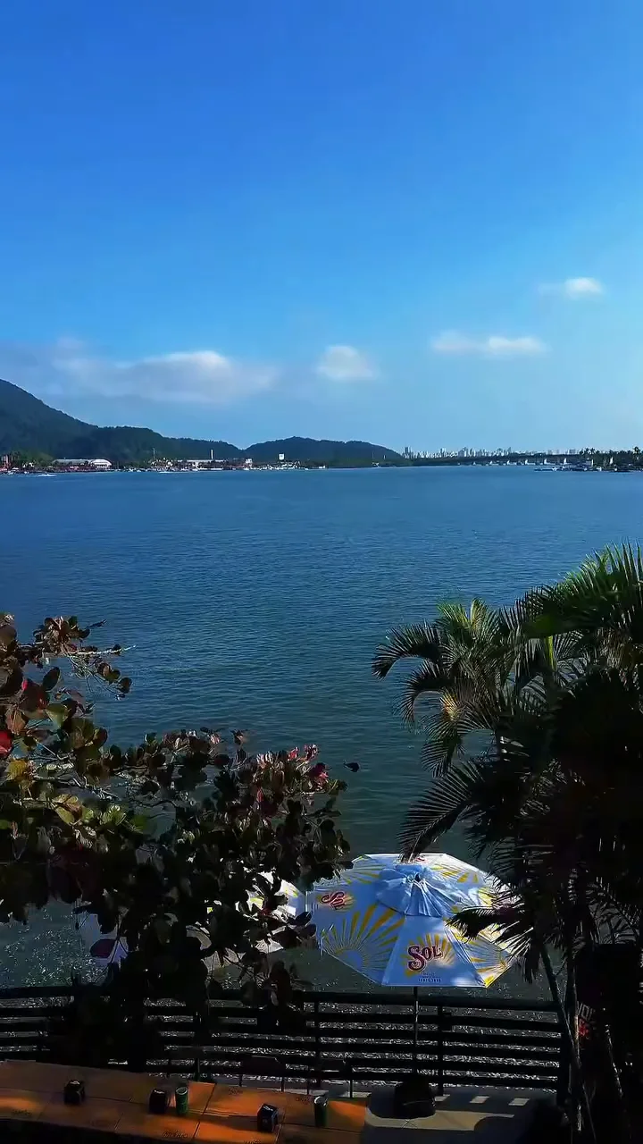 Vista para o mar a partir do restaurante Nabarca